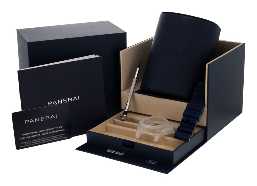 Panerai Submersible PAM01507 Image 4